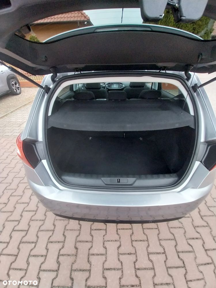 Peugeot 308 - 11