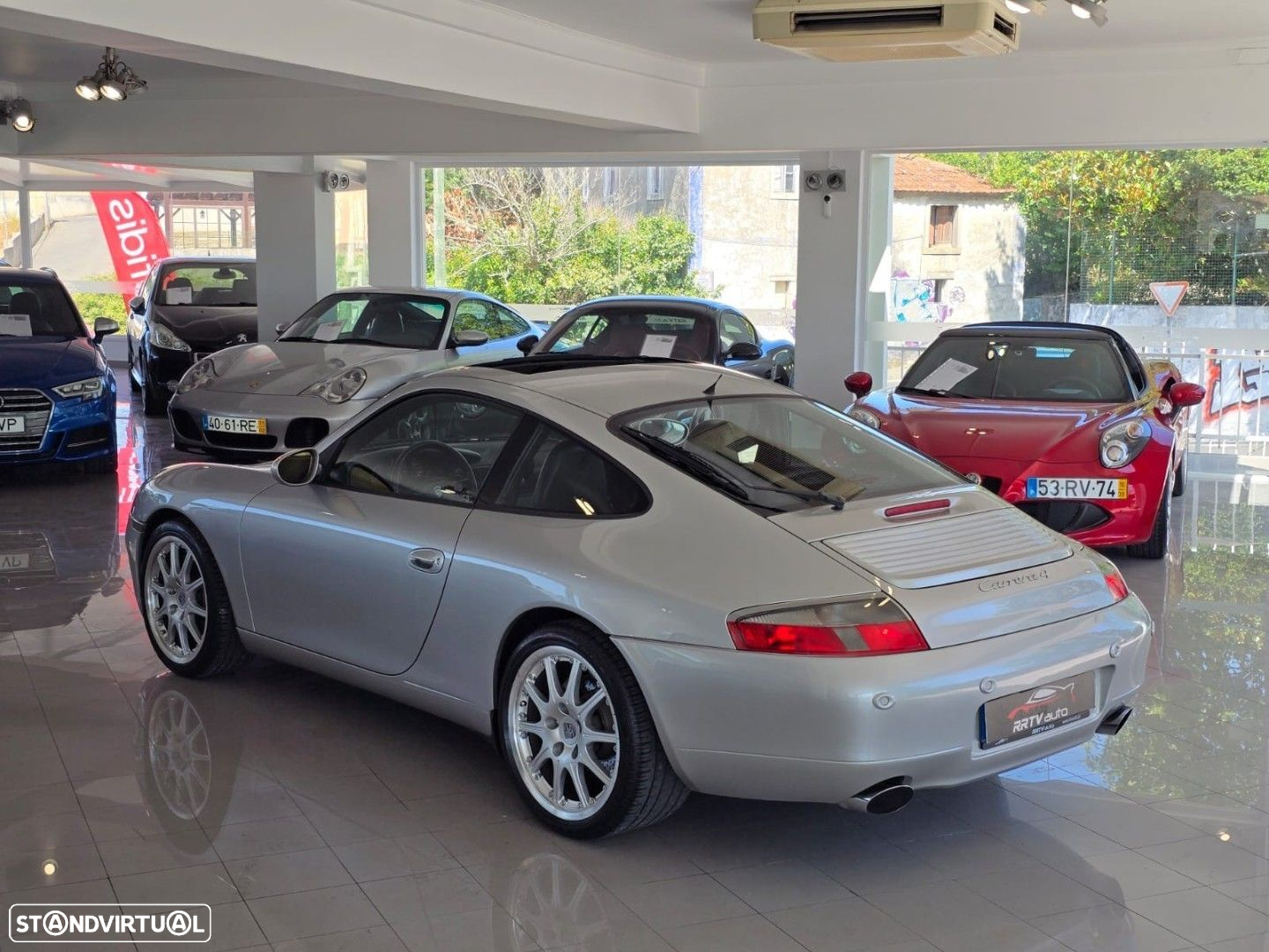 Porsche 911 (996) Carrera 4 Coupé - 2
