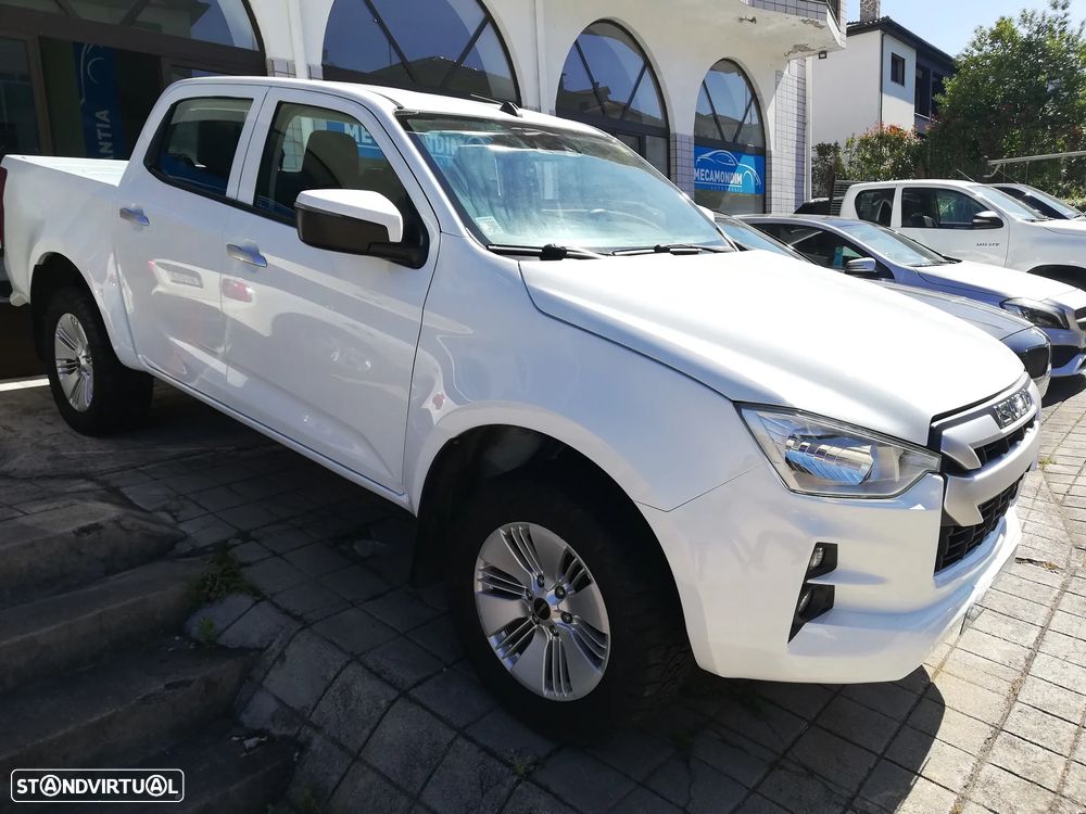 Isuzu D-Max 1.9 Ddi CD 4WD LS CM - 3