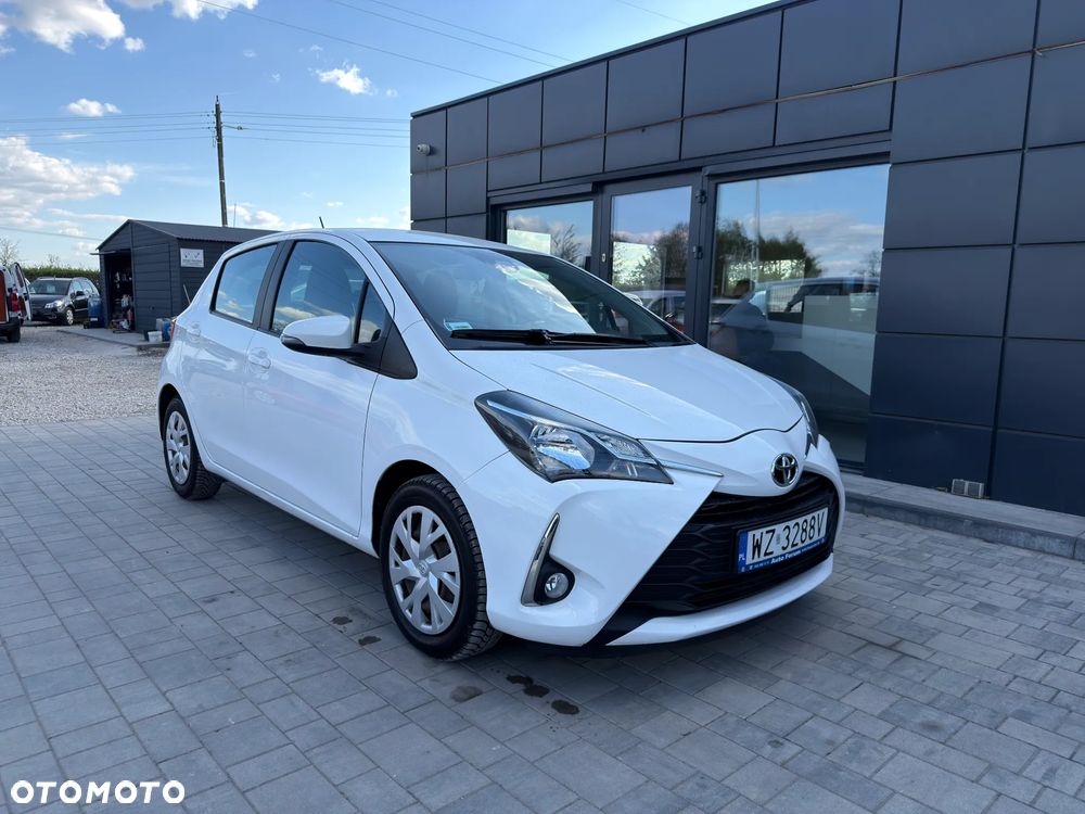 Toyota Yaris 1.5 Premium CVT - 7