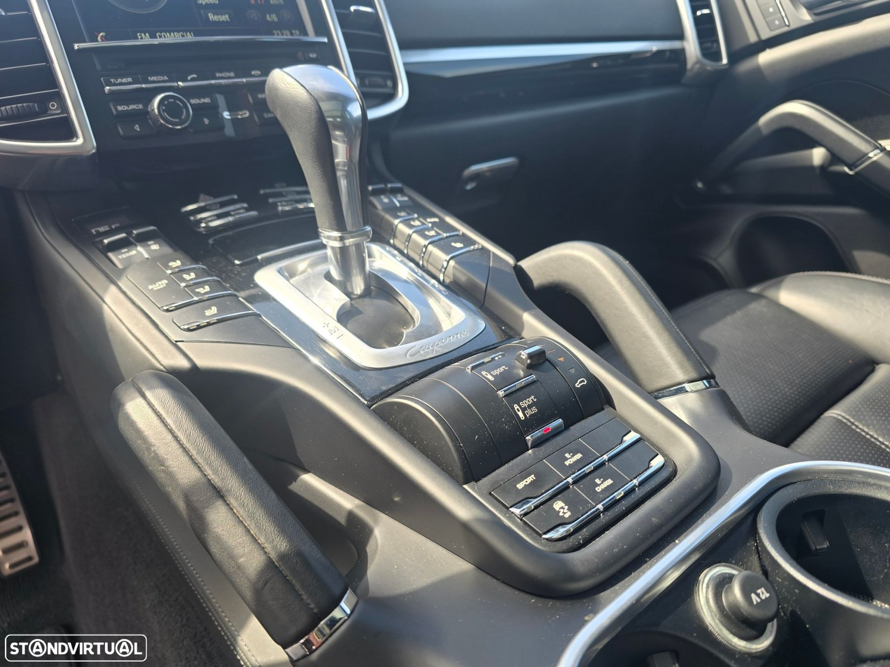 Porsche Cayenne S Hybrid - 17