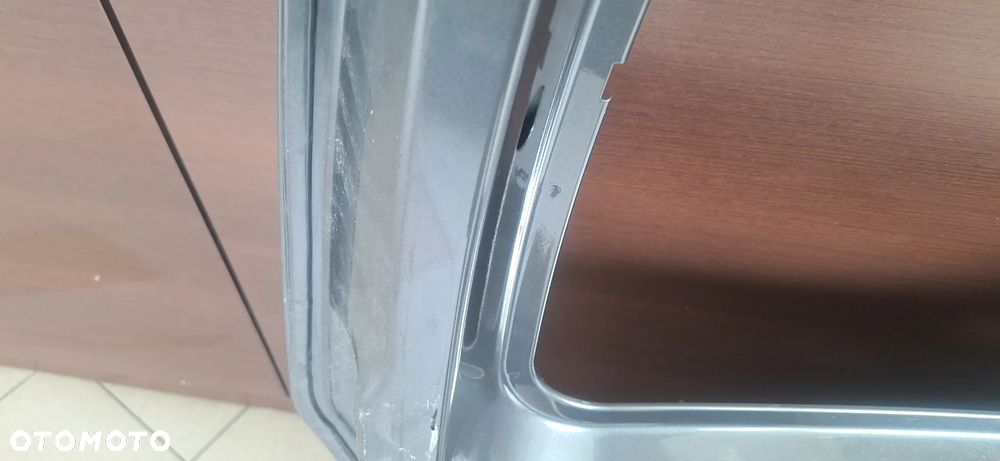 Volkswagen Caddy Klapa Bagażnika Tył Tylna 20- 2k7 - 28
