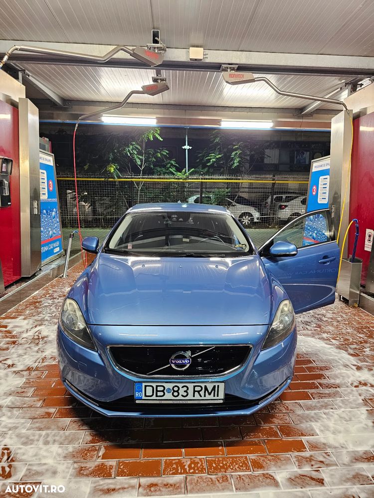 Volvo V40 D4 VEA Momentum - 12