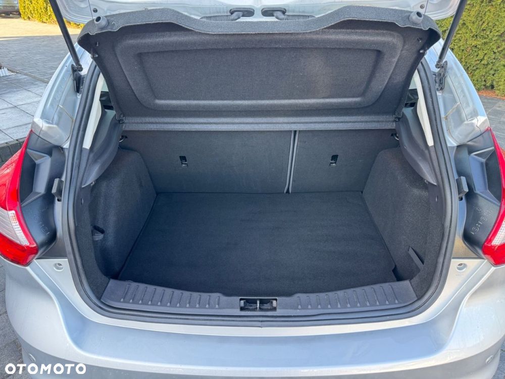 Ford Focus - 23