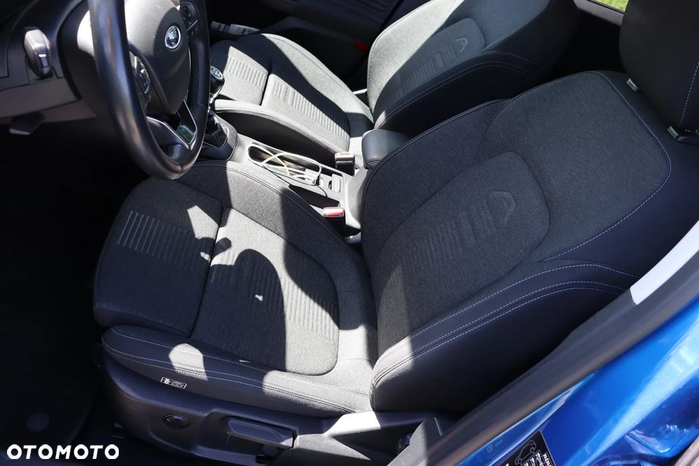 Ford Focus 2.0 EcoBlue Active Business - 19