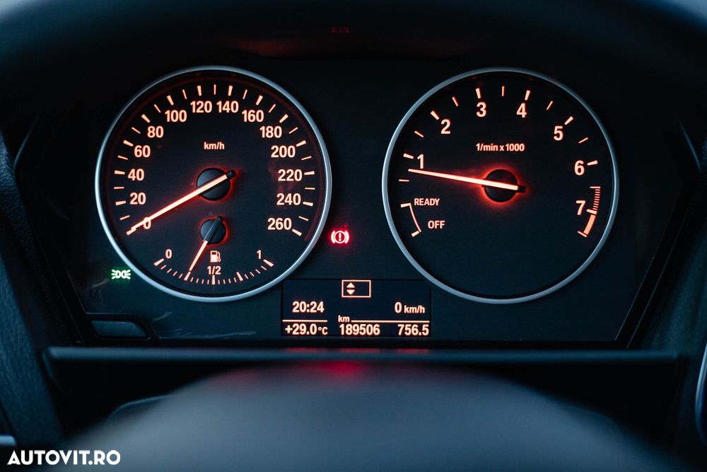 BMW Seria 1 116i - 16