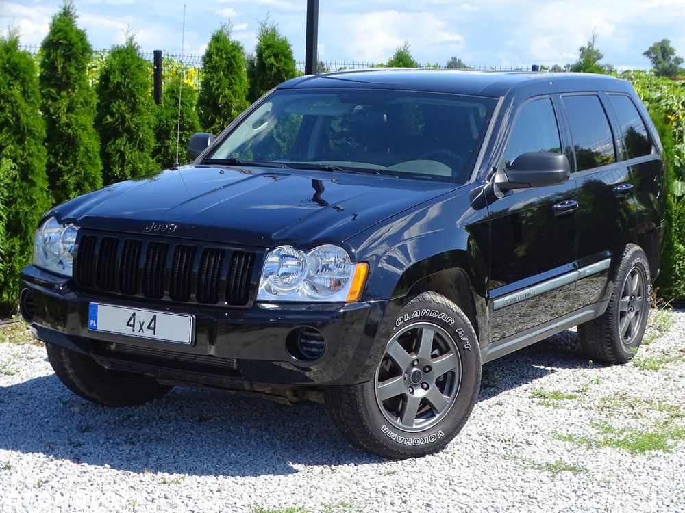 Jeep Grand Cherokee - 12