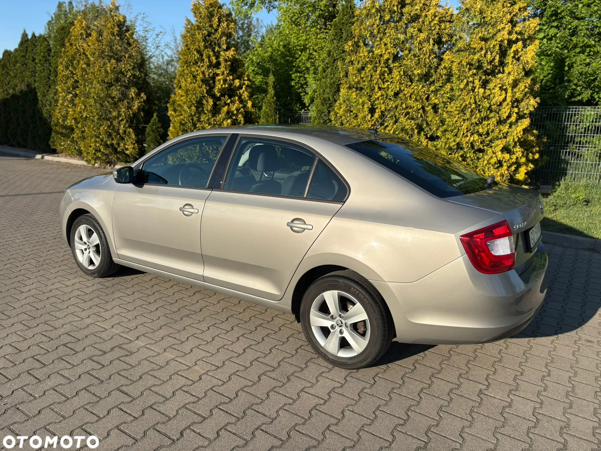 Skoda RAPID 1.2 TSI Ambition - 6