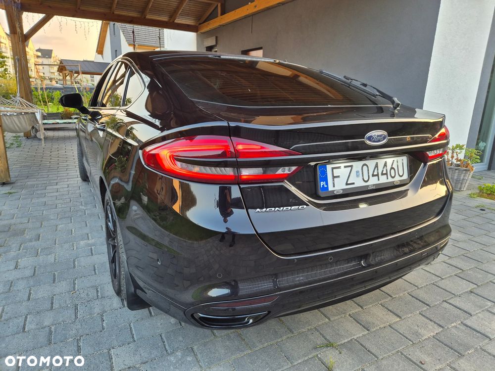 Ford Mondeo ver-2-0-ecoblue-titanium - 3