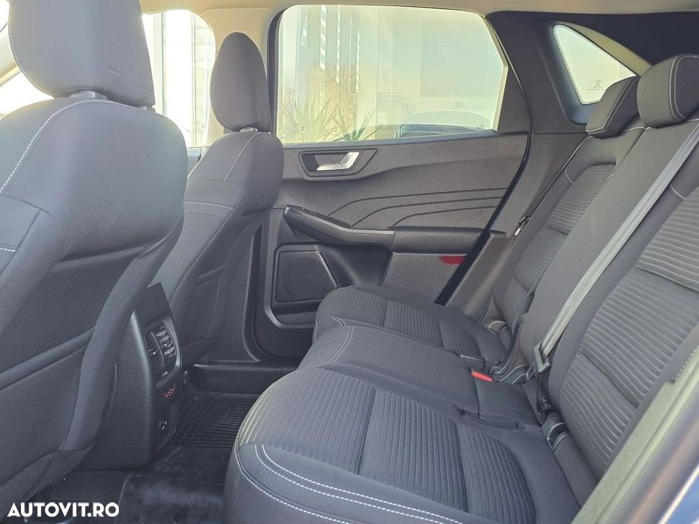 Ford Kuga - 18