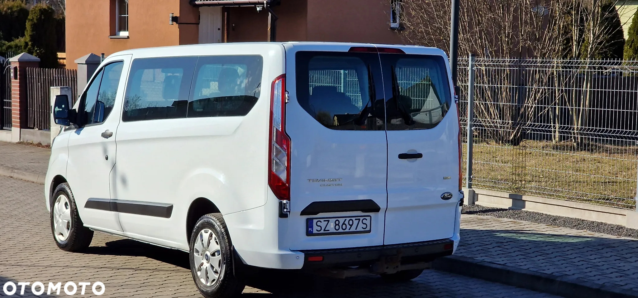 Ford Transit Custom 320 L2H1 PKW VA Trend - 6