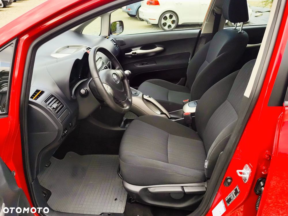 Toyota Auris 1.4 VVT-i Sol - 20