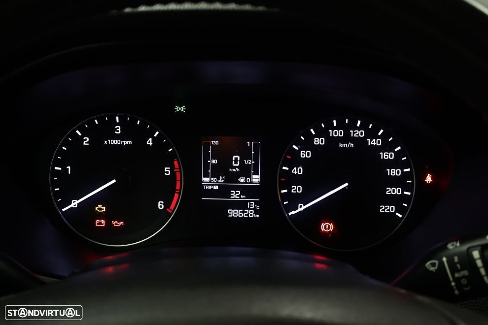 Hyundai i20 1.1 CRDi Access+Bluetooth - 17