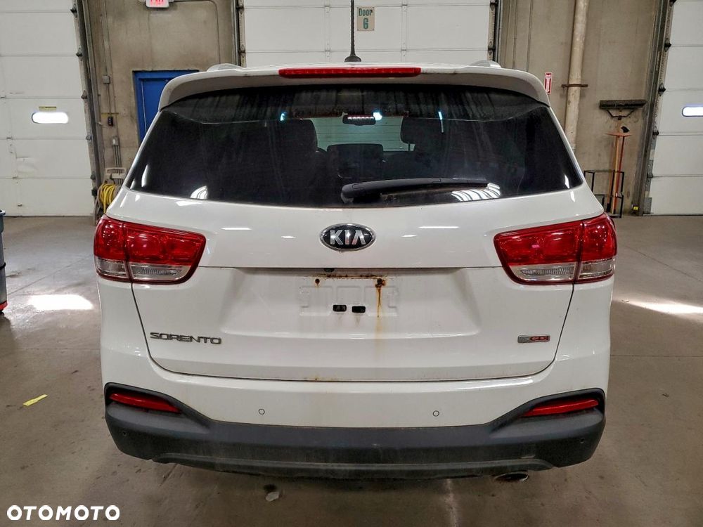 Kia Sorento - 6