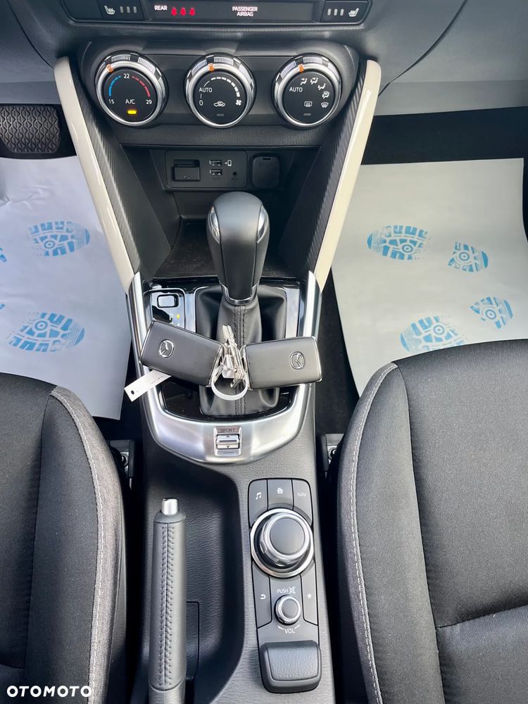 Mazda 2 SKYACTIV-G 90 Center-Line - 12