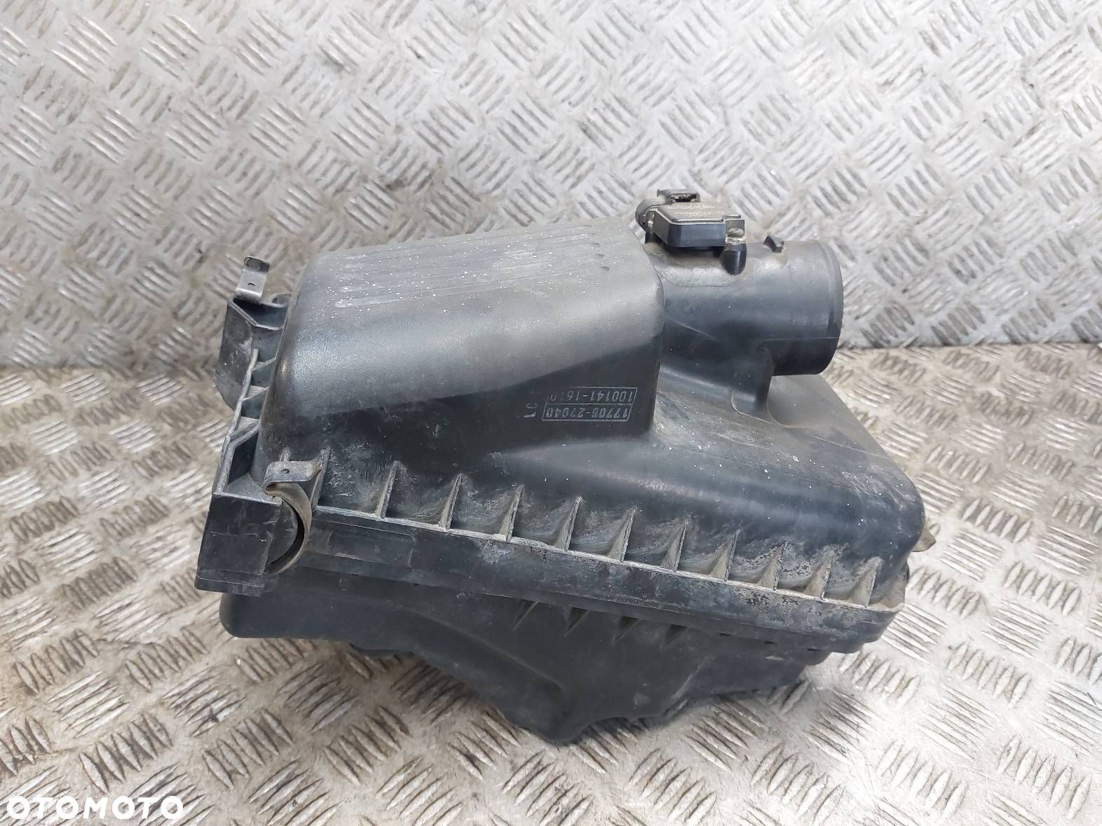 OBUDOWA FILTRA POWIETRZA + PRZEPŁYWOMIERZ COROLLA VERSO I 2.0 D4D - 1