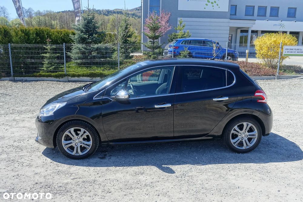 Peugeot 208 1.6 e-HDi Allure STT - 8