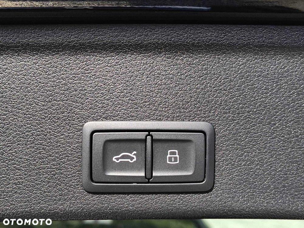 Audi A4 Avant 40 TDI mHEV Quattro S Line S tronic - 34
