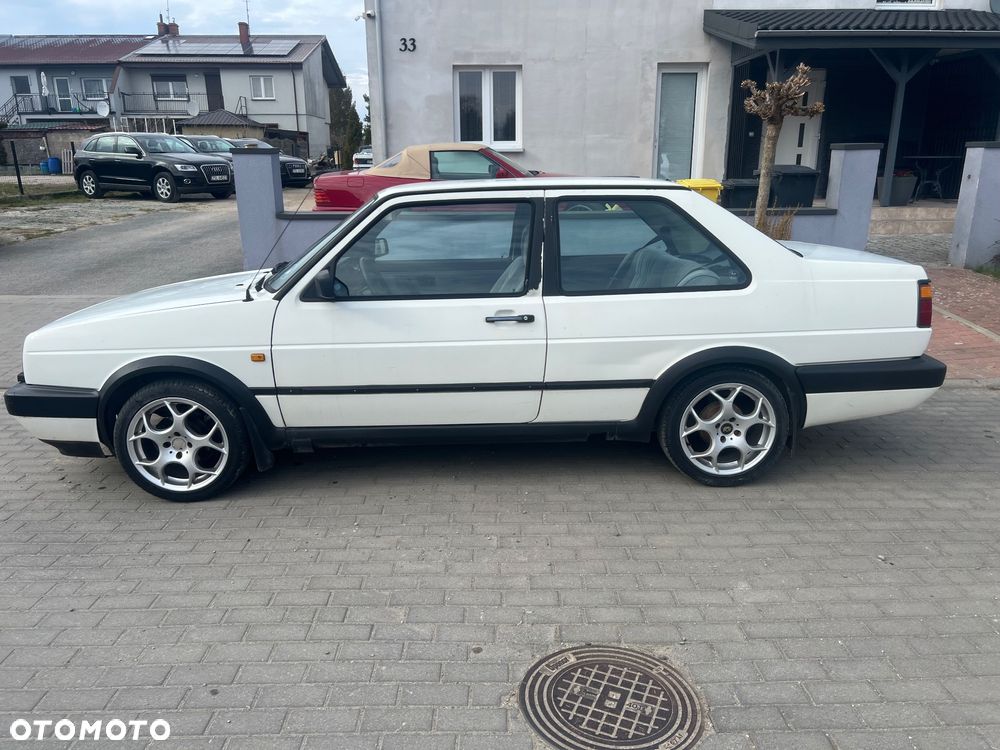 Volkswagen Jetta 1.8 CL - 8
