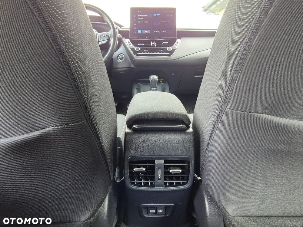 Toyota Corolla - 23