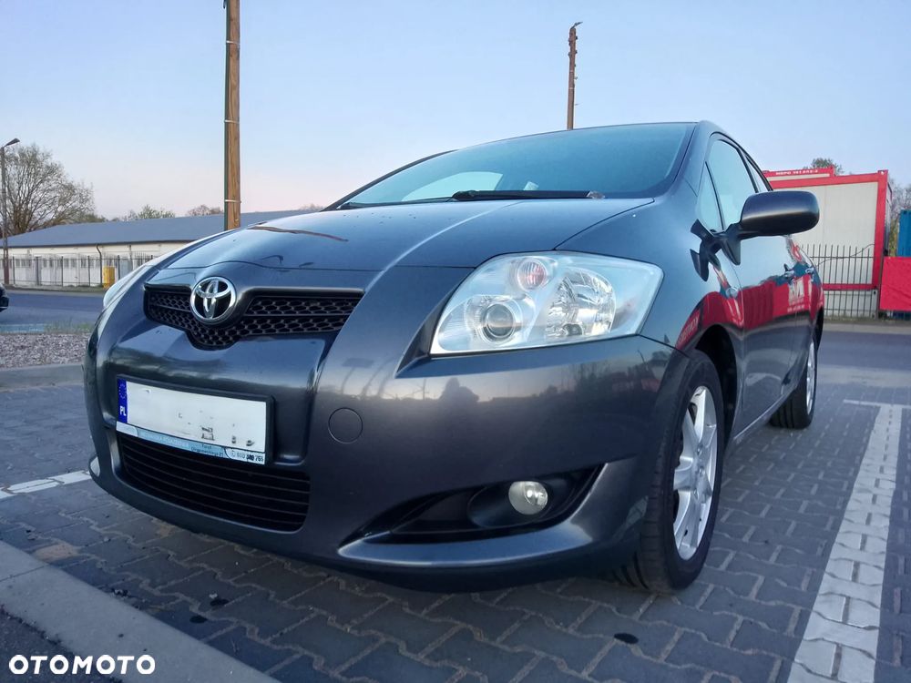 Toyota Auris 1.6 VVT-i Team - 17