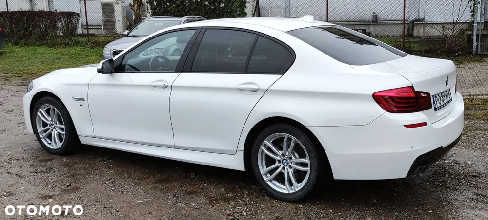 BMW Seria 5 520d xDrive - 5