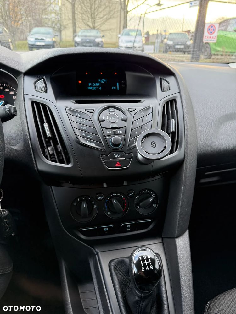 Ford Focus Turnier 1.0 EcoBoost Start-Stopp-System TREND - 19