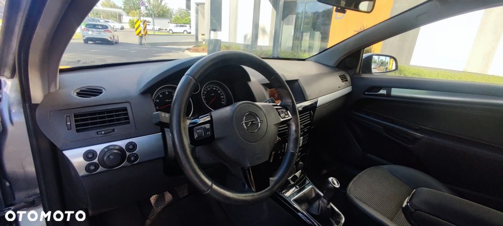 Opel Astra 1.8 Cosmo - 20