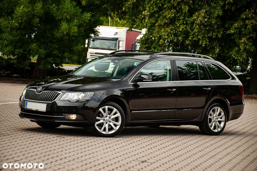 Skoda Superb 2.0 TDI Green tec DSG Elegance - 15