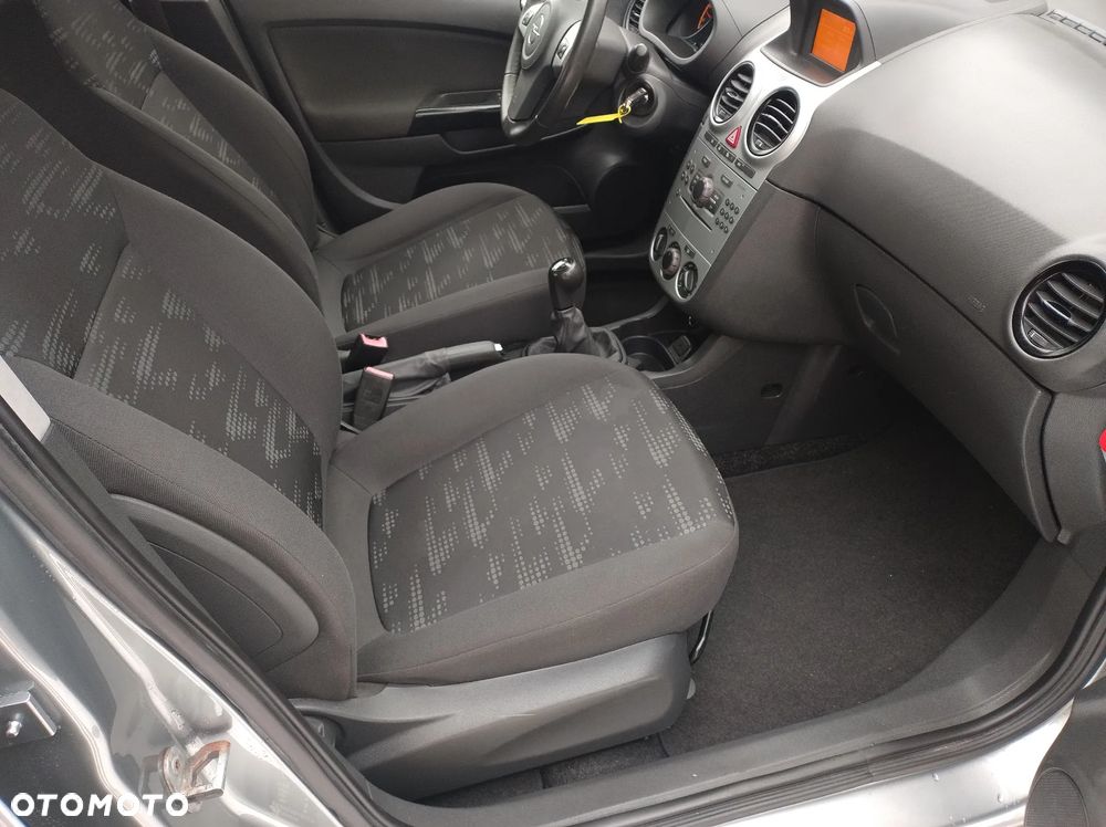 Opel Corsa 1.2 16V Edition 150 - 17