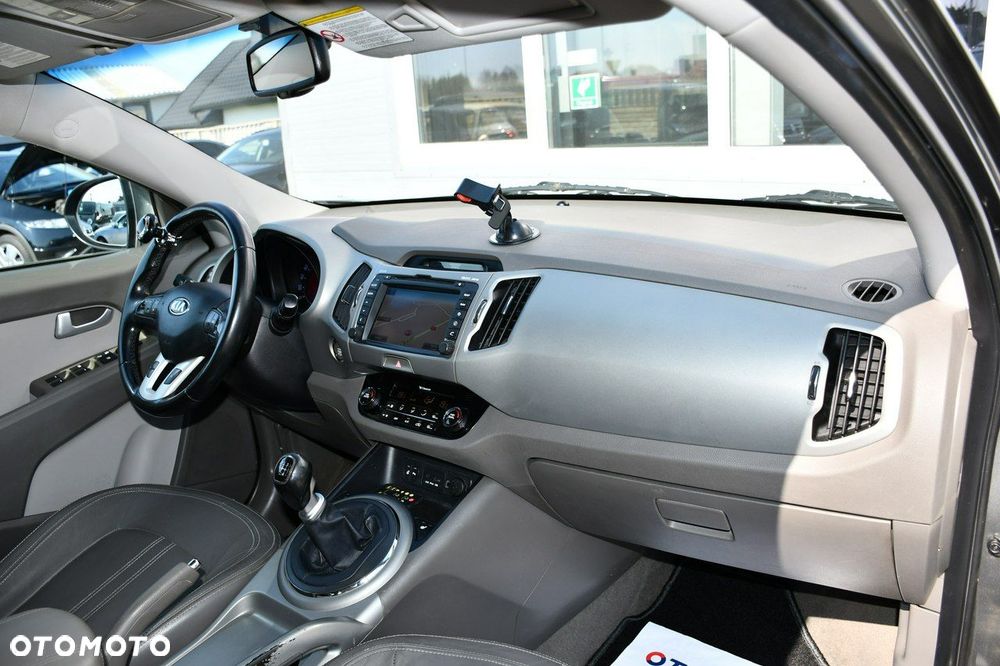 Kia Sportage 1.7 CRDI 2WD Attract - 26