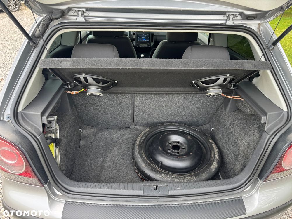 Volkswagen Polo 1.4 Comfortline - 17
