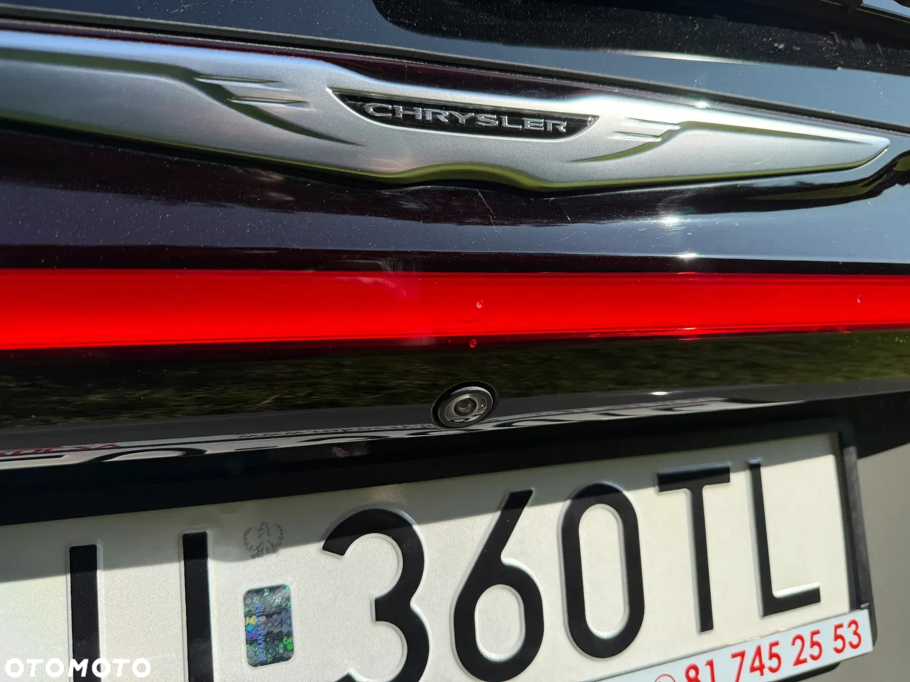 Chrysler Pacifica - 6