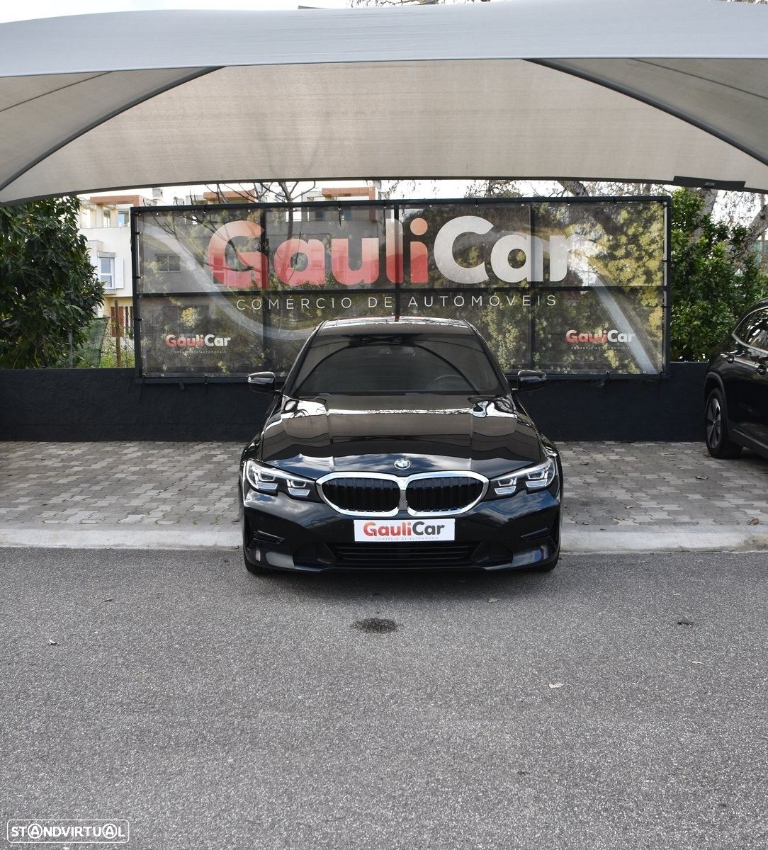 BMW 318 d Auto - 8