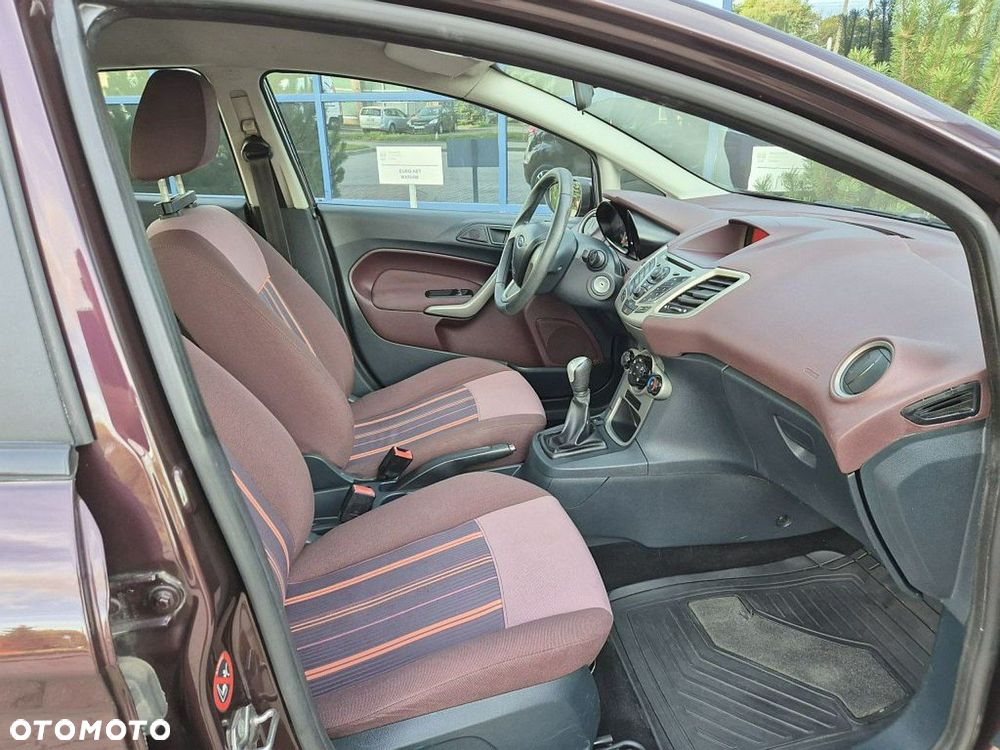 Ford Fiesta - 19