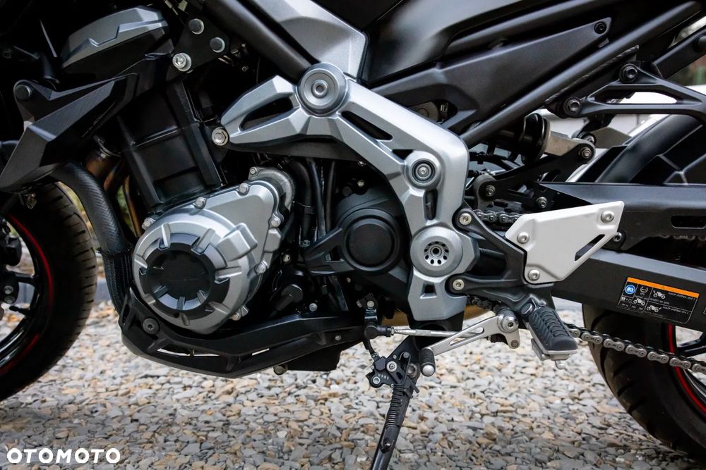 Kawasaki Z 900 - 20