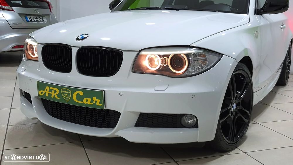 BMW 120 d Coupe Aut. Limited Edition Lifestyle c/ M Sport Pack - 25