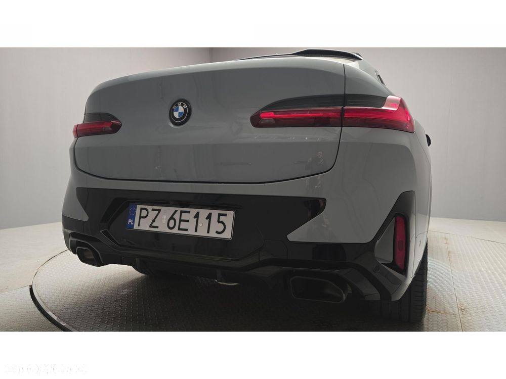 BMW X4 - 33