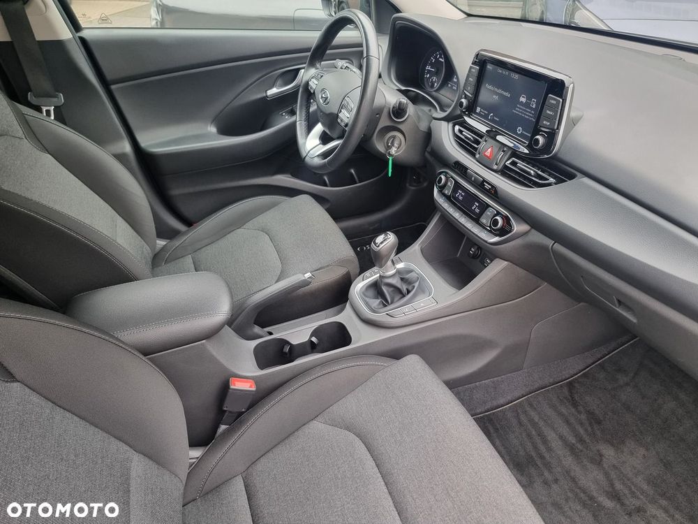 Hyundai i30 1.5 T-GDI 48V Smart - 16