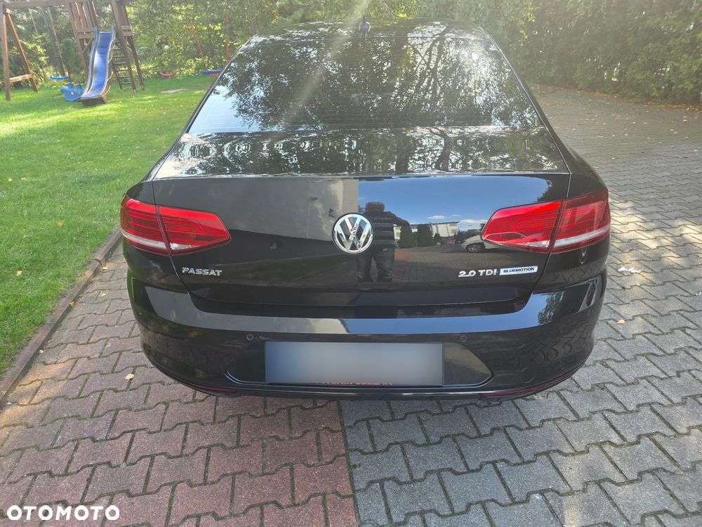 Volkswagen Passat 2.0 TDI BMT Comfortline - 11