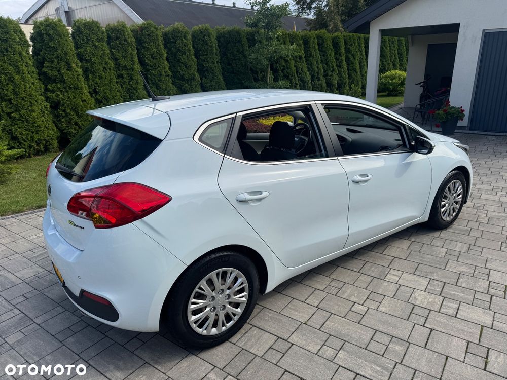 Kia Ceed 1.6 GDI Platinum Edition - 13
