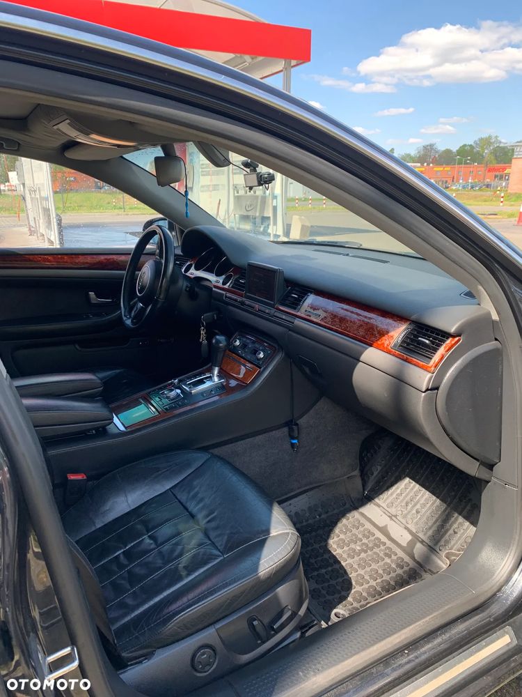 Audi A8 3.7 Quattro - 7