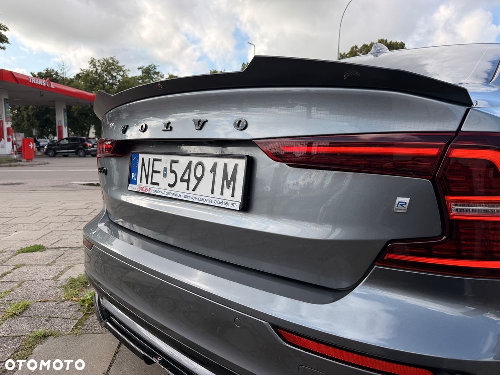Volvo S60 T4 R-Design - 10