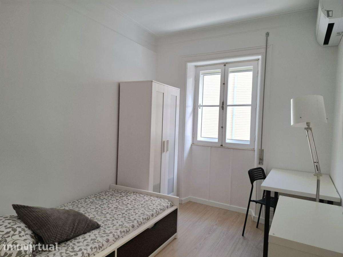 Quarto - localizado em Rio Tinto Porto - Grande imagem: 2/58