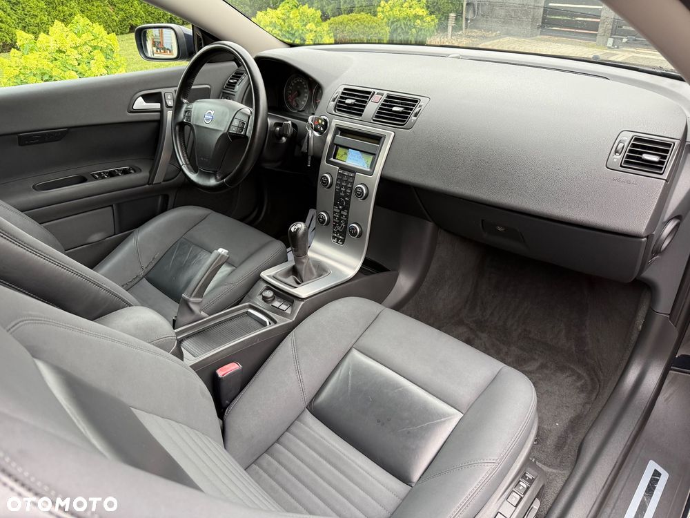 Volvo C70 2.4 Momentum - 37