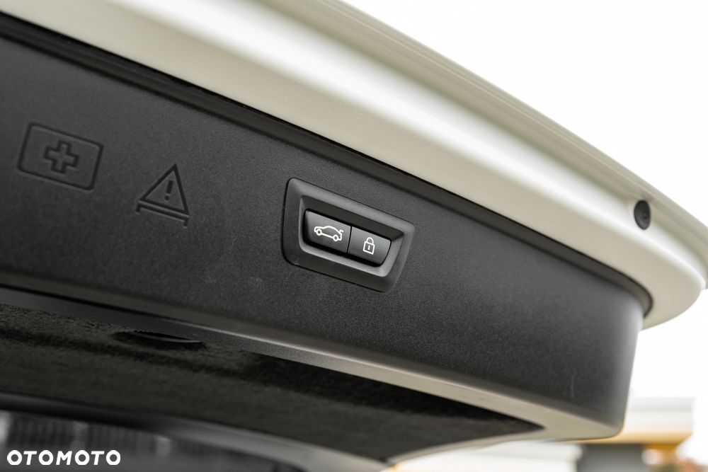BMW Seria 5 520d - 17