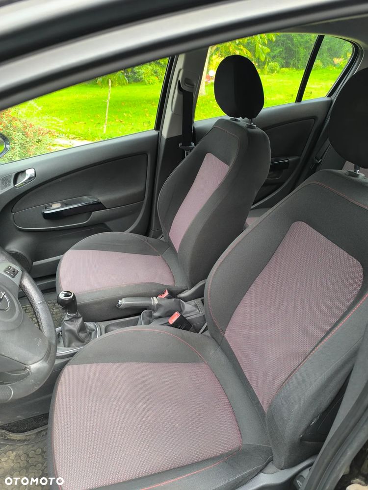 Opel Corsa 1.4 16V Sport - 4