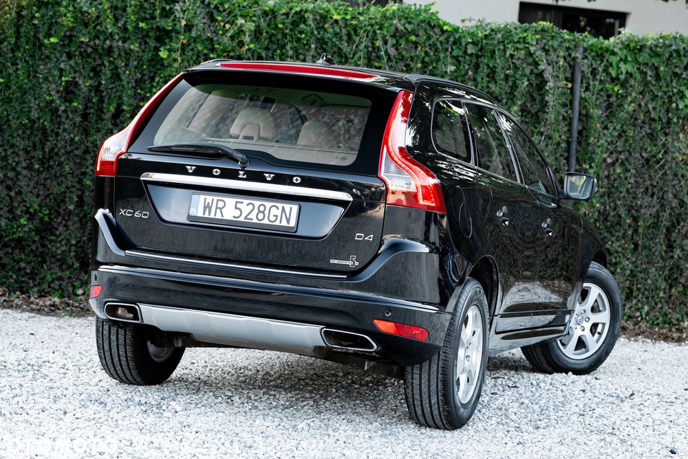 Volvo XC 60 D4 Drive-E Momentum - 12