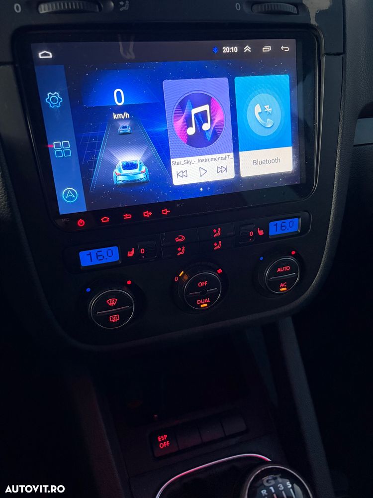 Volkswagen Golf - 10