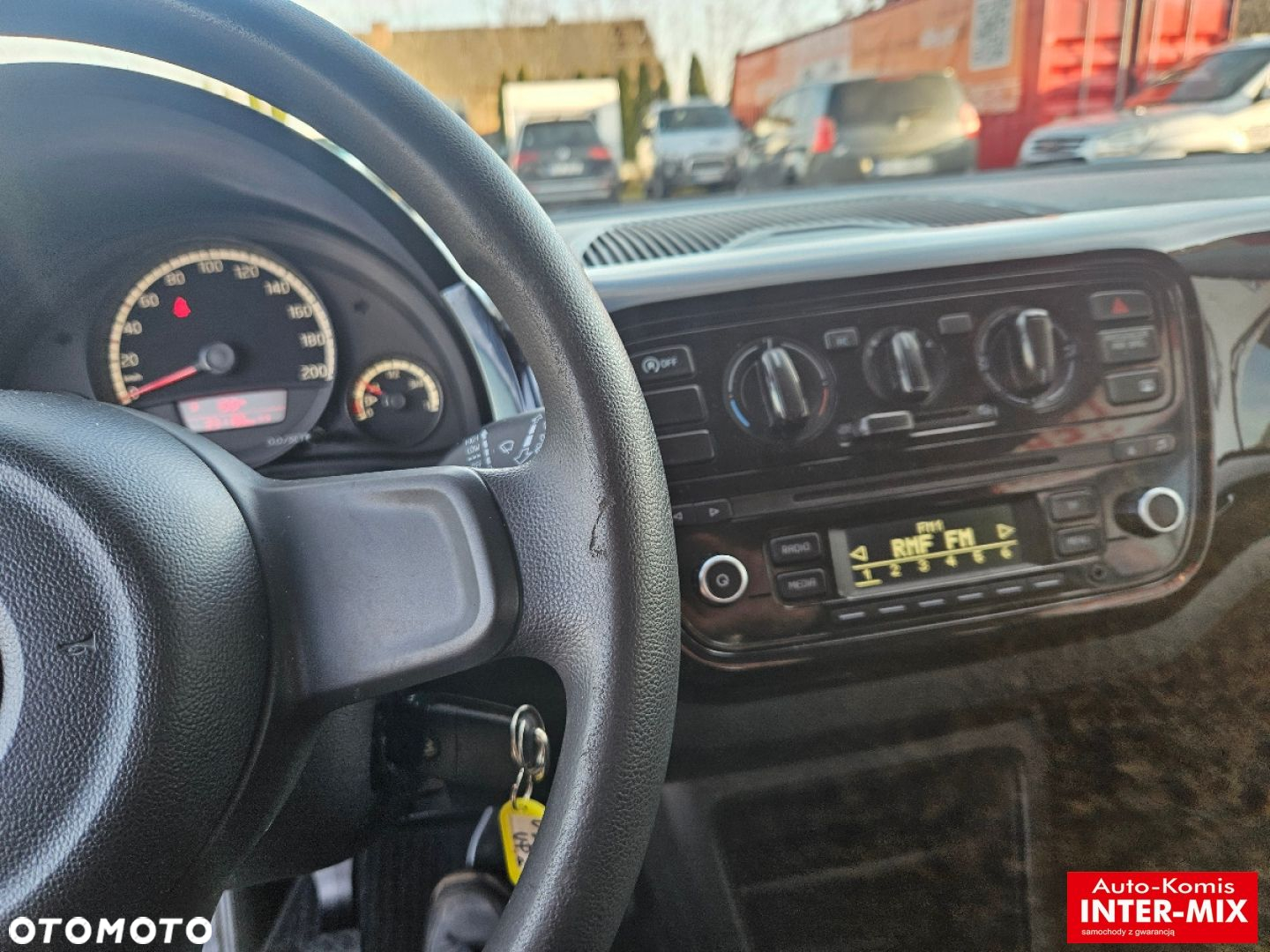 Volkswagen up! - 19